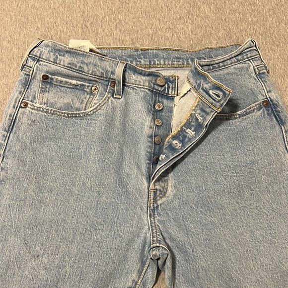 livi’s jeans - Picture 2 of 2